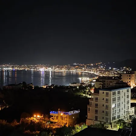 Mara's Seaview 아파트