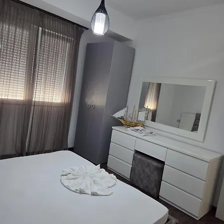 Mara's Seaview